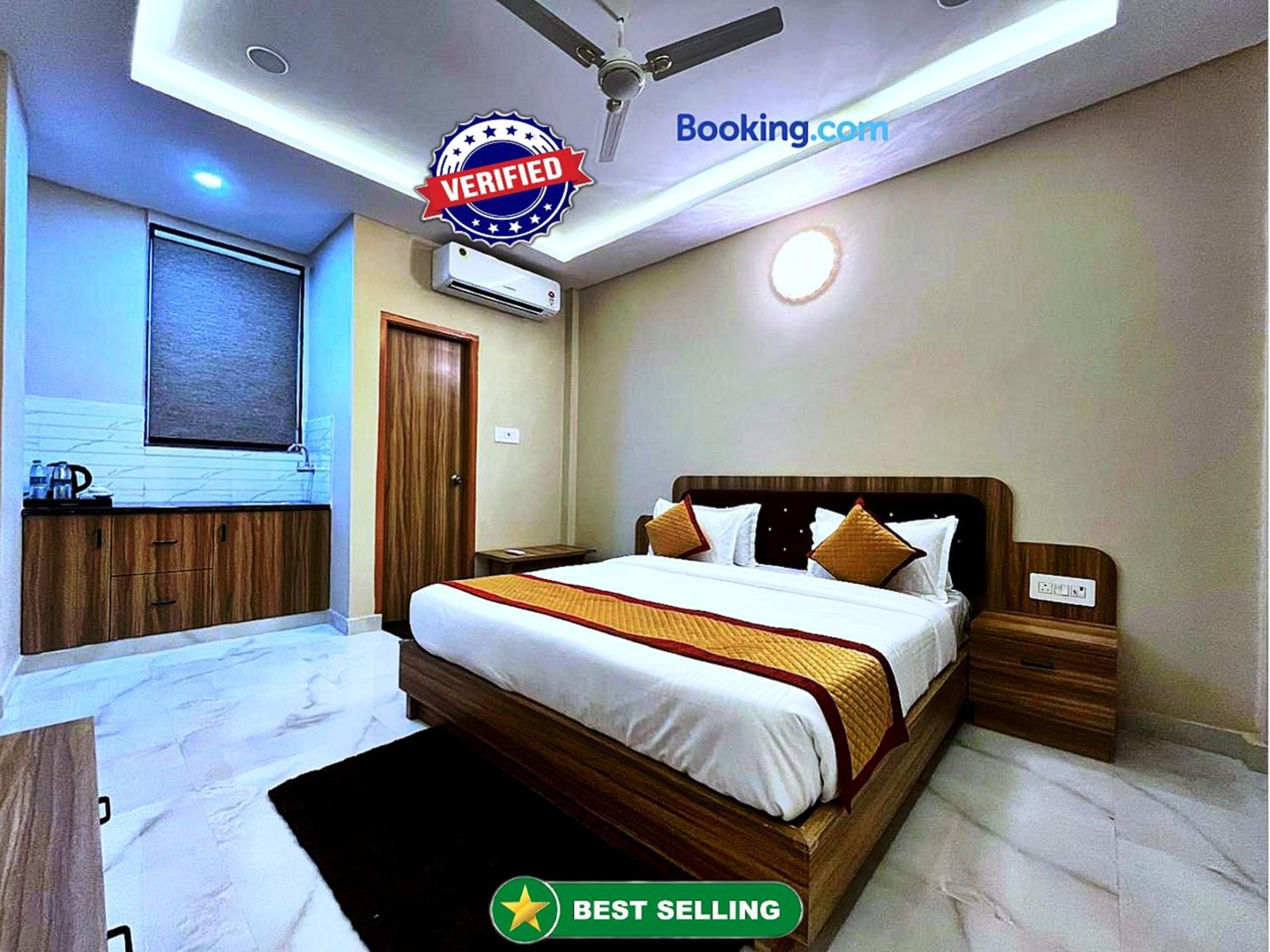 Hotel Vrinda Niddhivan ! Fully Ac, Prem Mandir At Walking Distance ! Just Near The Iskcon Temple Vrindāvan المظهر الخارجي الصورة